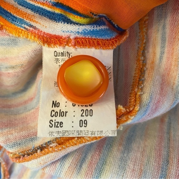 Retro Multicoloured Short-Sleeved Button Down Shirt - Picture 14 of 15
